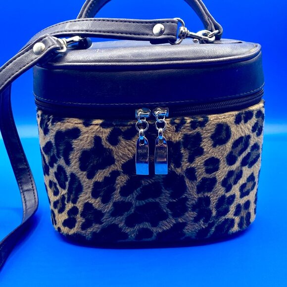 CHATEAU Bucket Bag Handheld Shoulder Crossbody Bag Leopard Print Faux Leather - Picture 3 of 8
